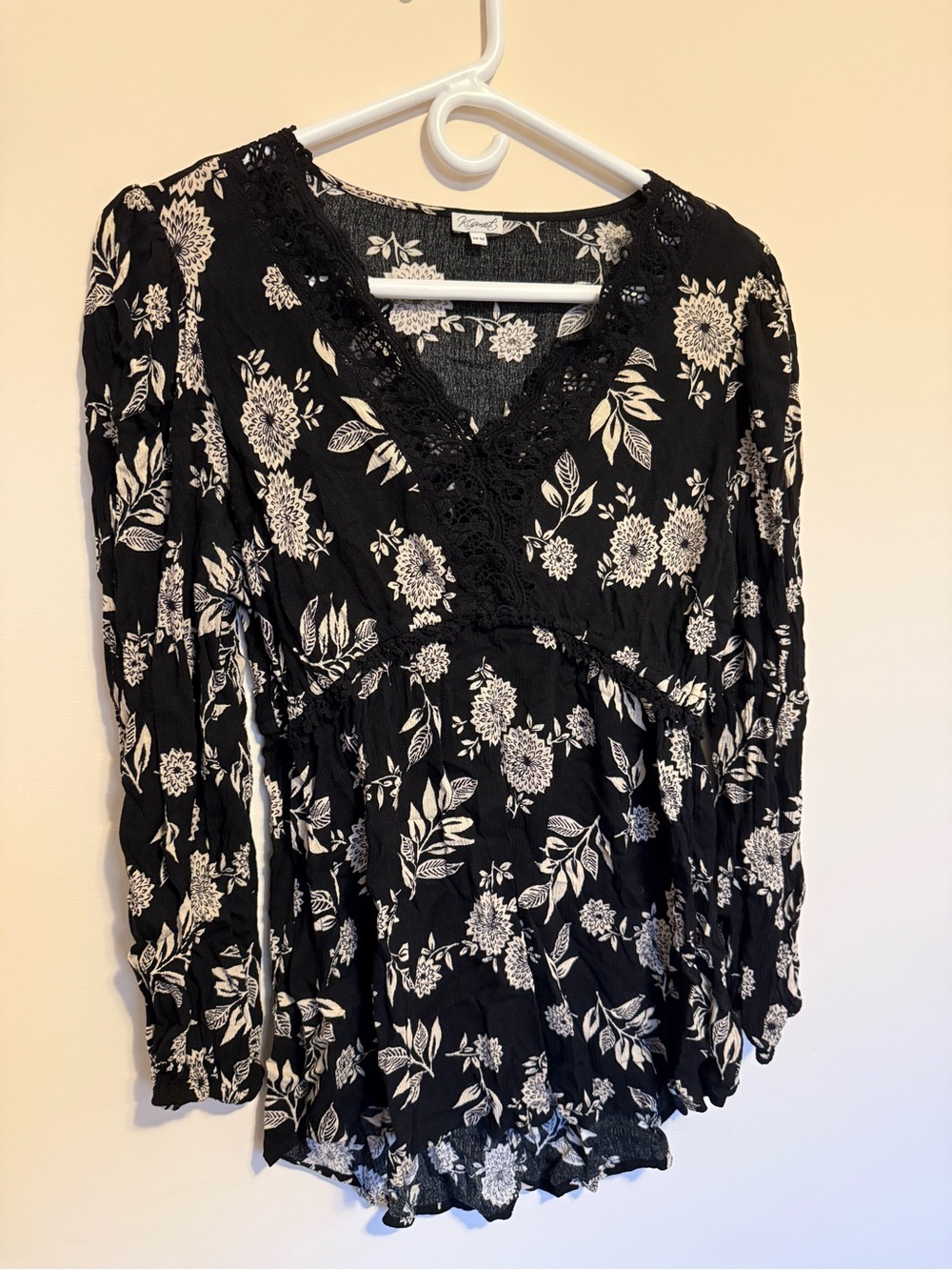 Kismet Black and White Floral Lace-Trim Tunic